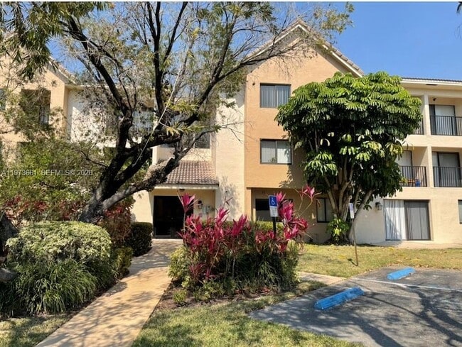 Photo - 10001 W Atlantic Blvd Unit 122