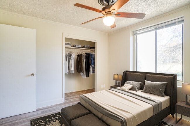 Forrest Brook Apartments