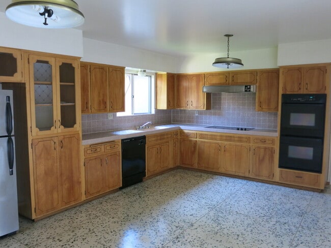 Photo - 5140-5142 Catoctin Dr. Unidad 5140
