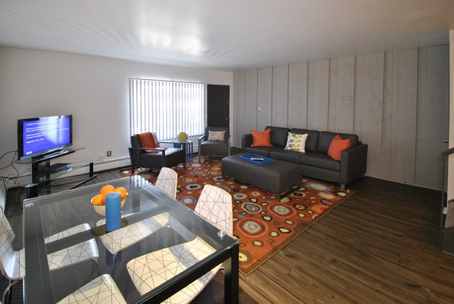Carriage House Apartments