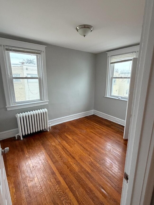 Photo - 401 Walnut Ave