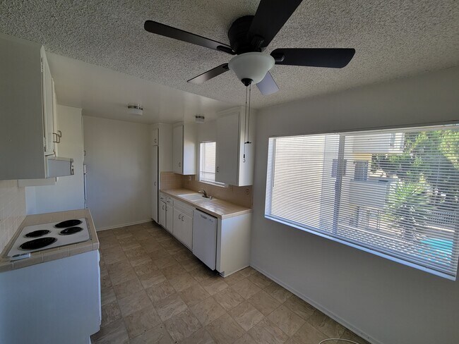 Photo - Park Warner Suites