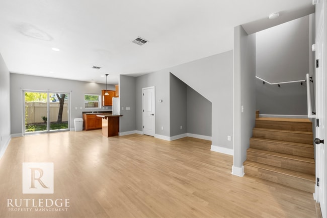 Photo - 2 Bed/2.5 Bath Townhome in Central Point