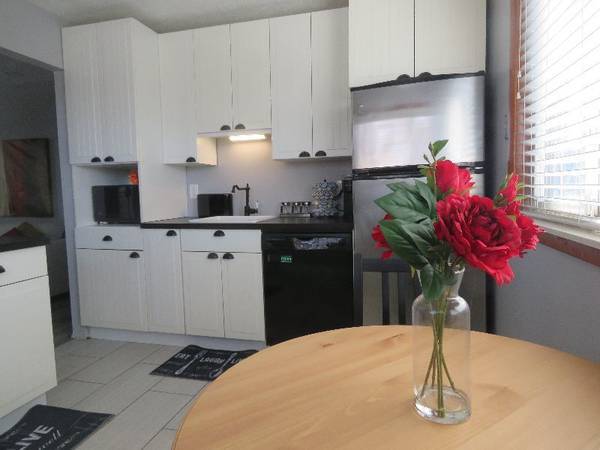 Photo - 1004 E Evelyn Ave