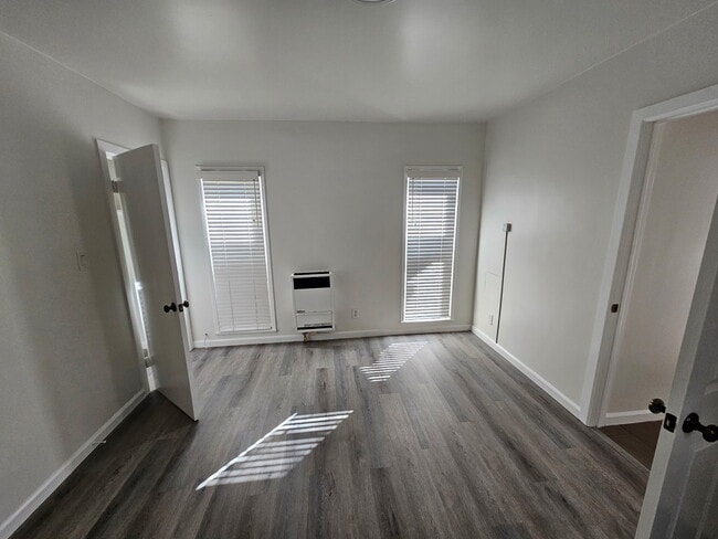 Photo - 4143 Jackson Ave