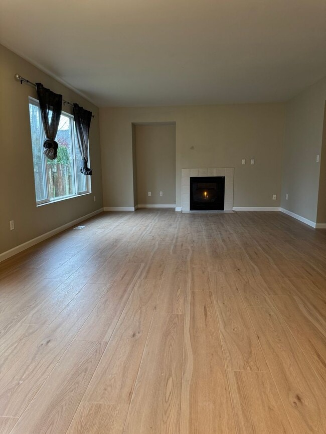 Photo - 3Bd/2.5Ba Sammamish House