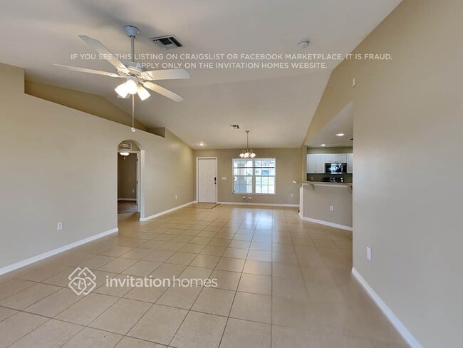 Photo - 2217 NE 8th Pl Casa