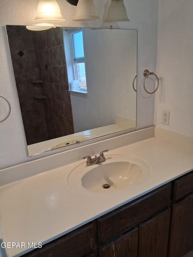 Photo - 2807 Beachcomber Dr