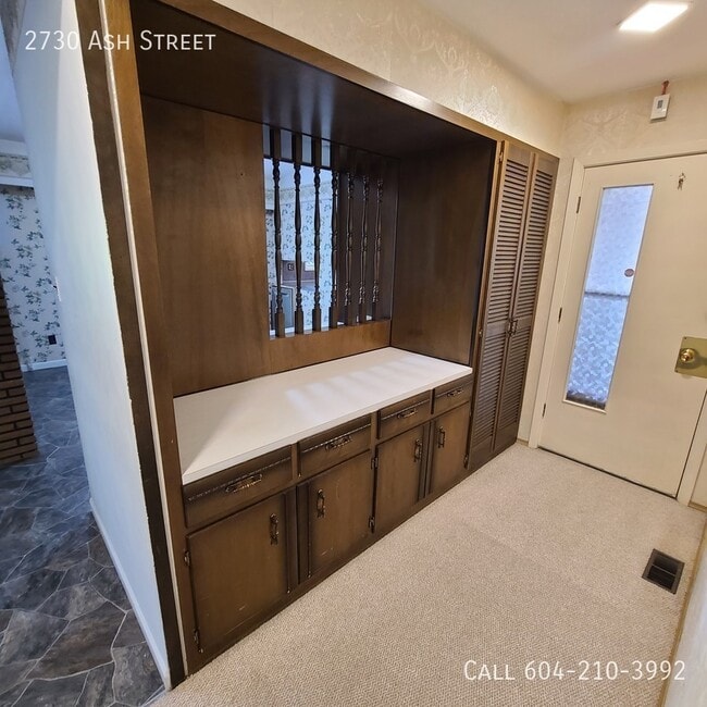 Photo - 4 Bedroom Corner Lot Home in Abbotsford!