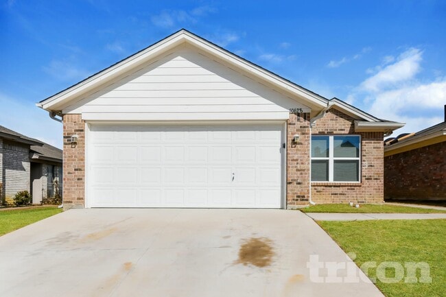 Building Photo - 10628 Lone Pine Ln