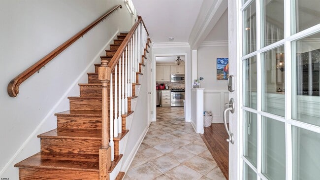 Photo - 6 N Lancaster Ave