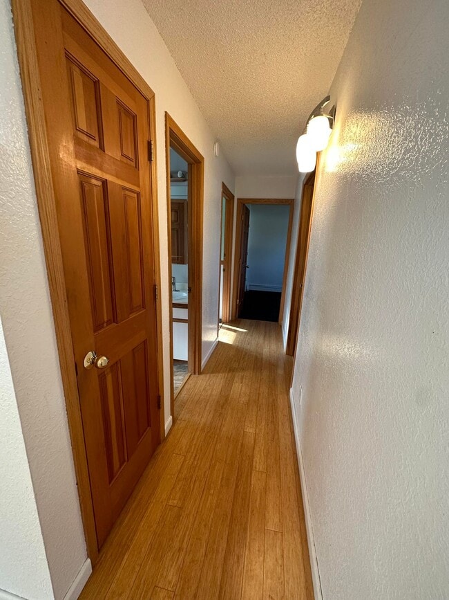 Photo - 2068 Bridgewater Dr