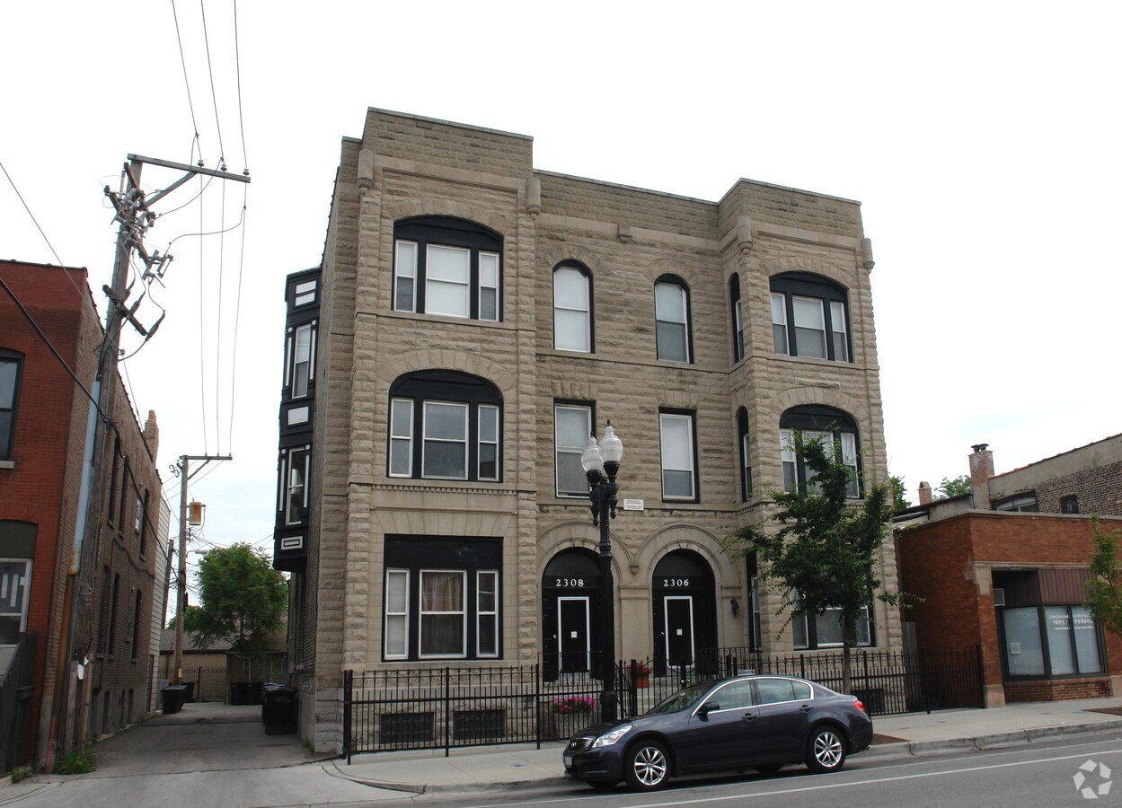 Photo - 2306-2308 W Taylor St