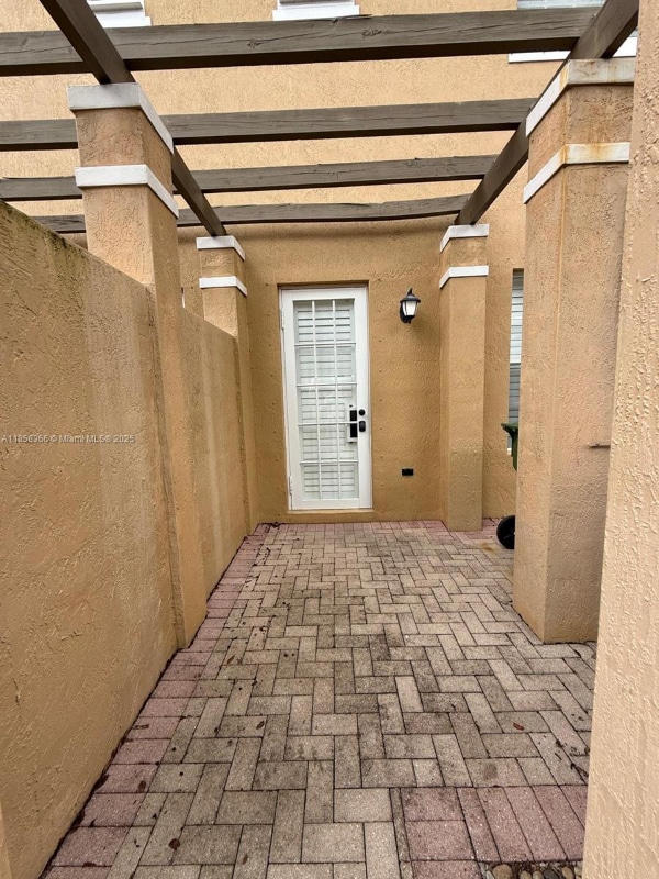 Building Photo - 705 SW 147th Ave Rental