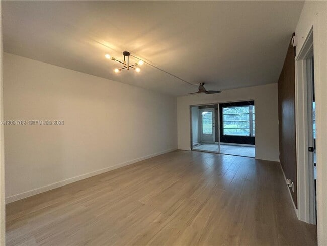 Photo - 609 S State Road 7 Unidad 1 Bedroom Condo for Rent
