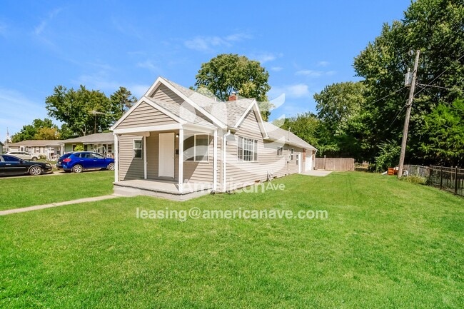 1320 Lafayette Ct