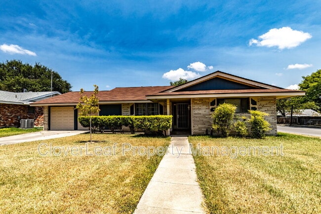 Building Photo - 3503 Clearfield Dr Rental