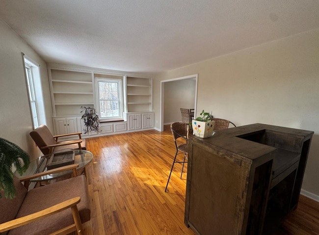 Photo - 237 Chestnut Hill Rd