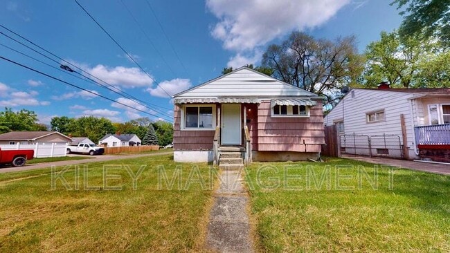 Photo - 951 Hubbard Ave House
