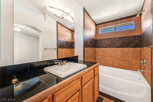 Photo - 1205 Dusty Creek St