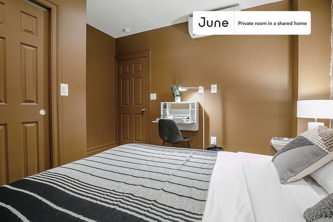 Photo - Room in Shared 3 bed/2 bath home Unit B