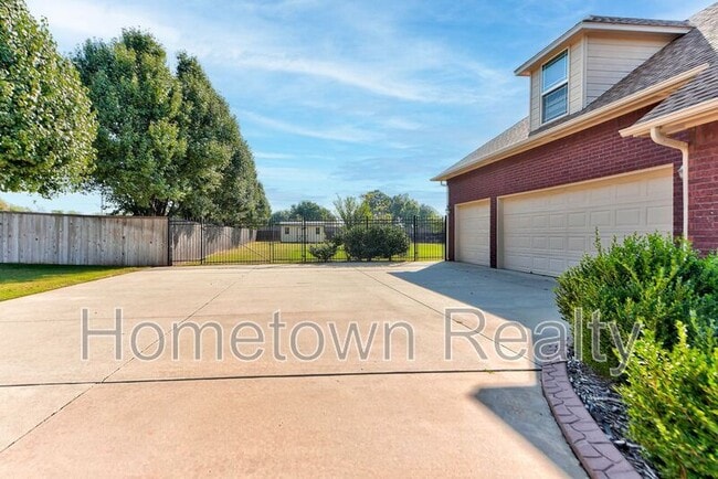 Photo - 4214 Topaz Cir