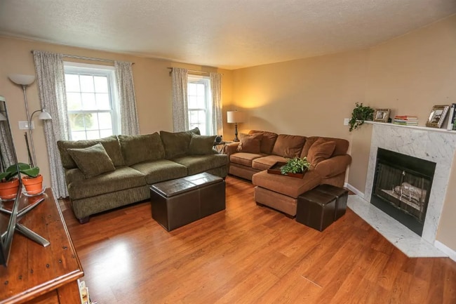 Photo - 106 Weston Rd