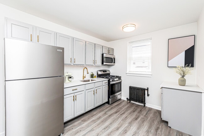 Photo - Barbara Court