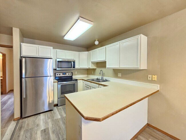 407 E 8th Ave Unit 2