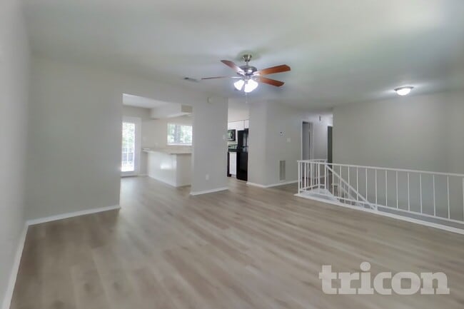 Photo - 8610 Pine Shores Dr