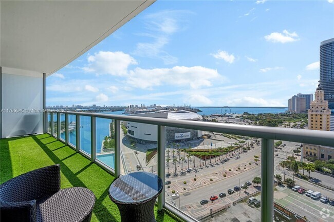 Building Photo - 888 Biscayne Blvd Unit 1802 Rental