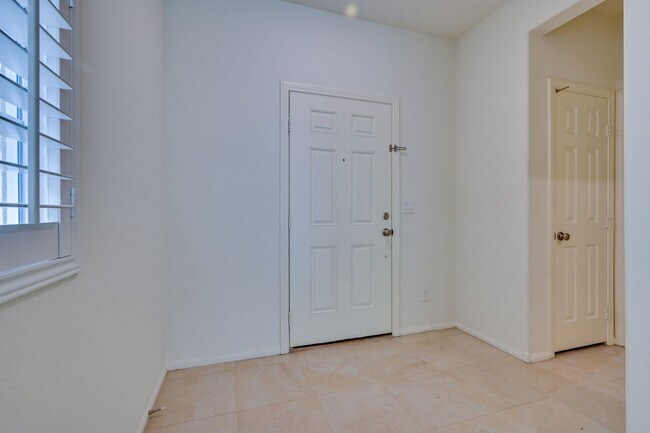 Photo - Green Valley!! Gated!! 4 Bedrooms!! Bed & Bath Downstairs!!  TANKLESS WATER HEATER!!! Covered pat...