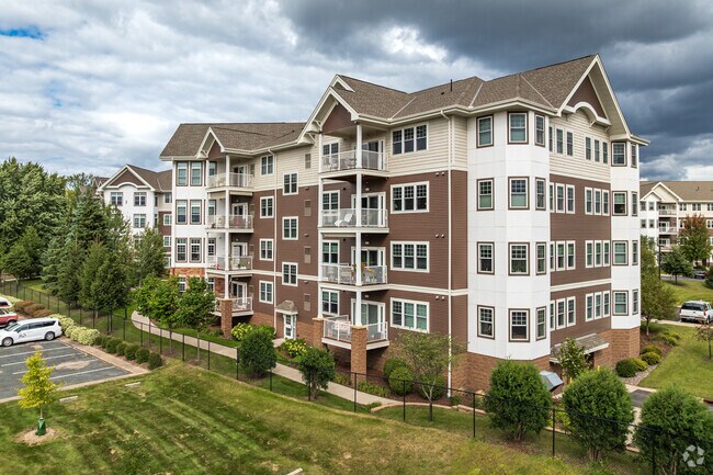 Photo - Applewood Pointe of Roseville at Central Park