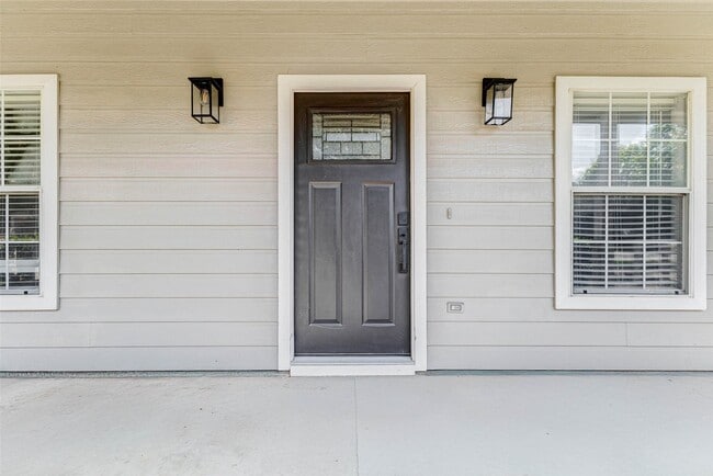 Photo - 8411 Syms St