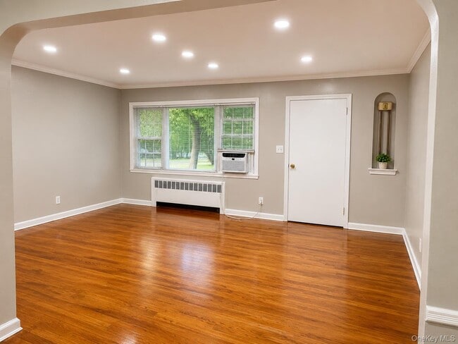 106 Kennedy Ave
