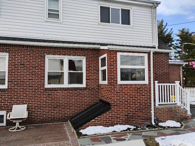 Photo - 276 Paterson Ave