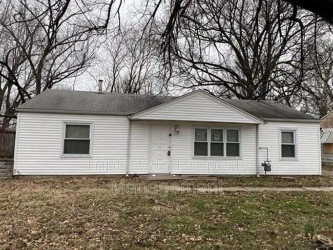 Building Photo - 9733 Dennis Dr Rental