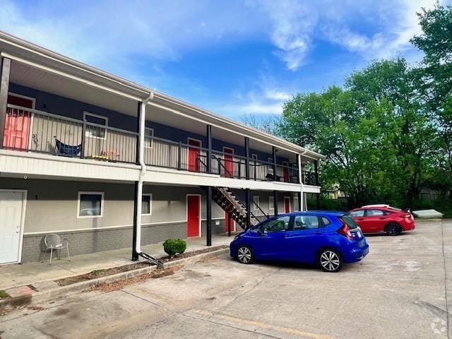 Building Photo - 364 E 7th St Unit 1 Rental
