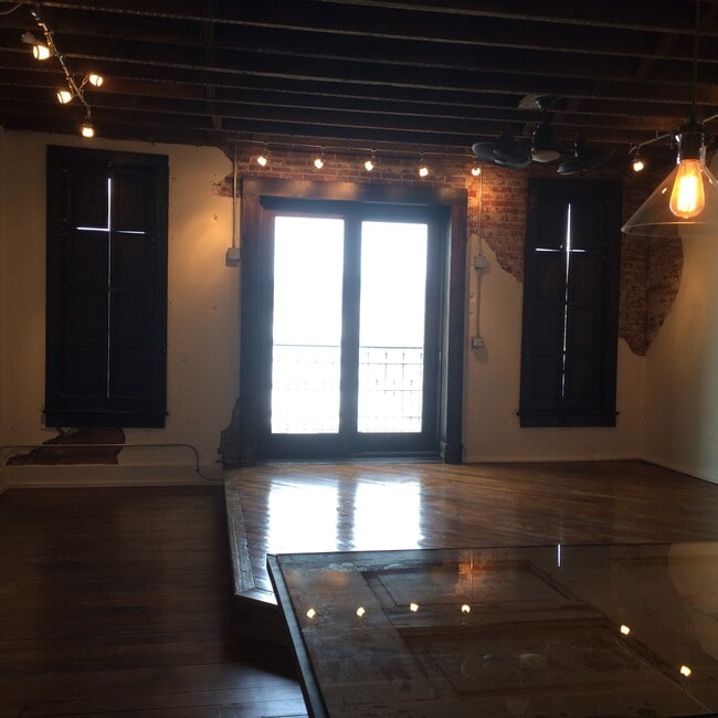 Photo - 106 N Main St Unit 106