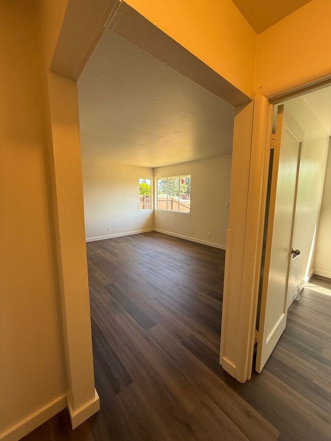 Photo - Newly Updated Cottage in Coquille