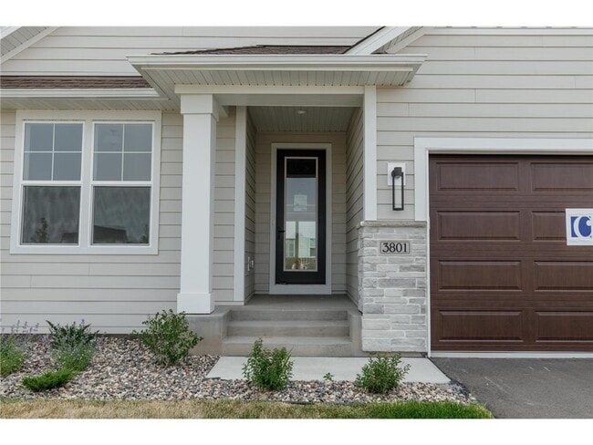 Building Photo - 3801 Kokanee Ave N