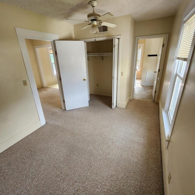 Photo - 307 S Division Ave Unit 4