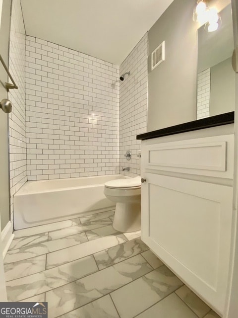 Photo - 536 College St