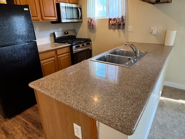 Photo - 10920 Apricot St Unit A