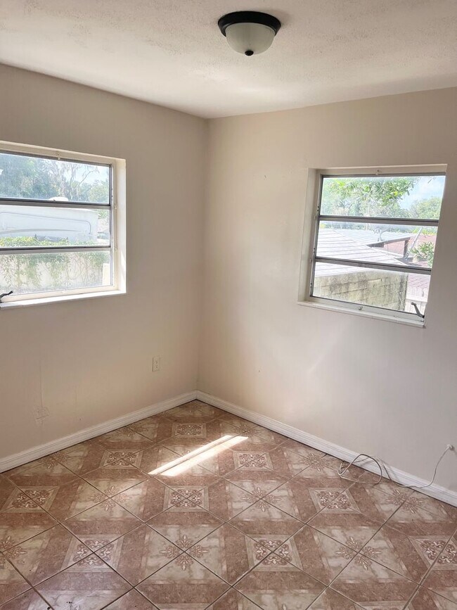 Photo - 37050 Howard Ave Unidad 37050 Howard