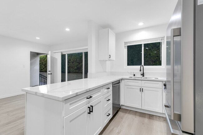 Photo - 1138 S Cardiff Ave