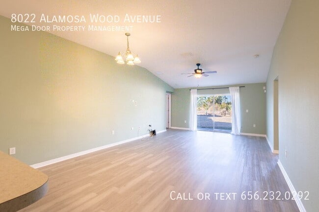 Photo - 8022 Alamosa Wood Ave