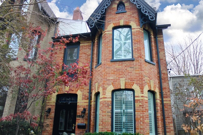 Building Photo - 445 Ontario St