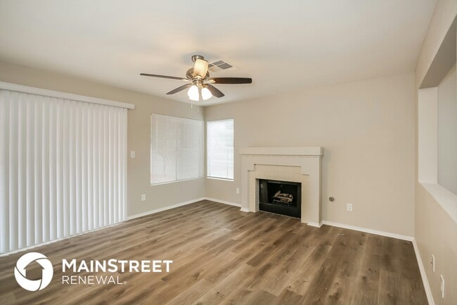Building Photo - 1637 Bent Arrow Dr Rental