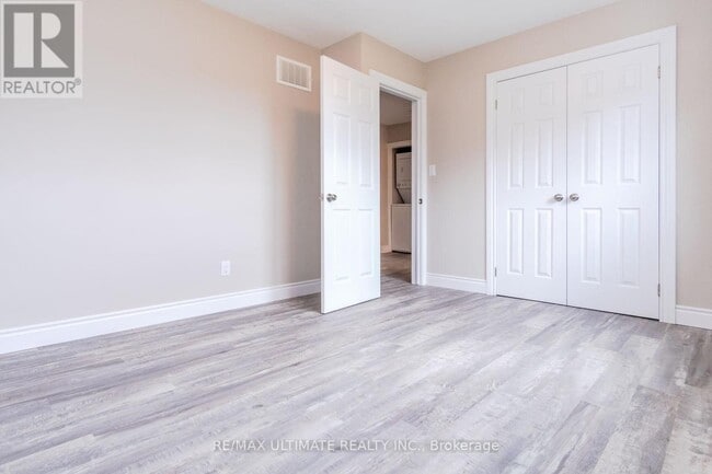 Photo - 321 Warrington Rd